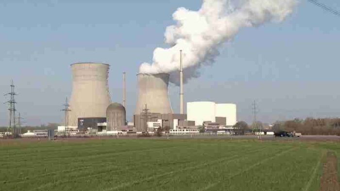 Mit einer Art "Klima-Siegel" für Atomkraft und Gas will die EU-Kommission Milliarden-Investitionen in diese Energieträger ankurbeln. Das EU-Parlament stimmt heute über eine mögliche Blockade der so ge - Digital concept art for illustrative purpose - Monok